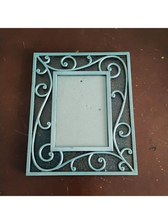 Fetco Other - Vintage Silver Metal Scroll Picture Frame for 4x6 Photo, Freestanding Or Wall Mo